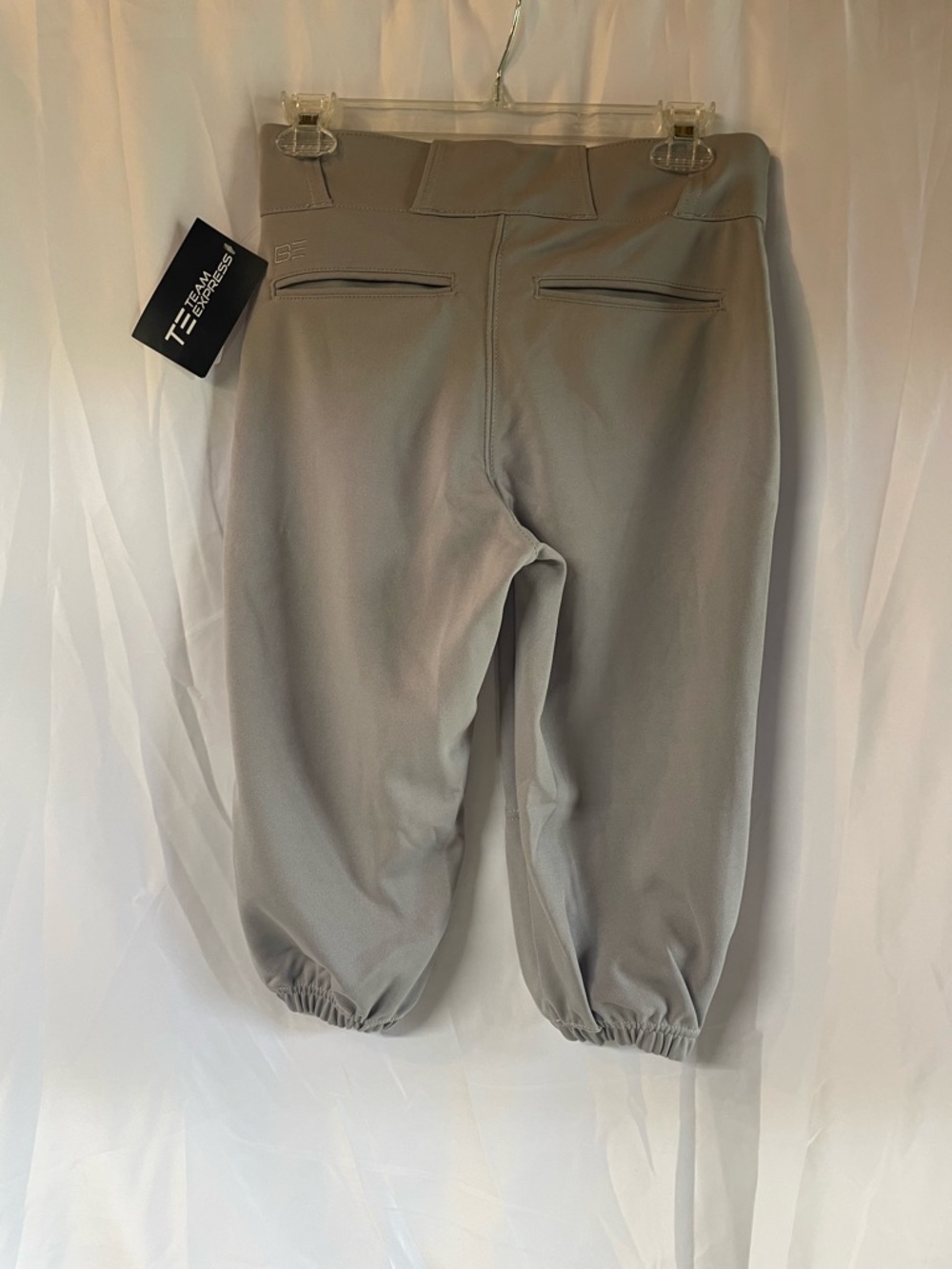 Gray knicker baseball pants, size youth large